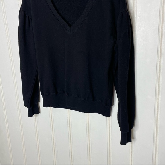 The Monrow Shirred Sleeve Sweatshirt 312 - Picture 5 of 11